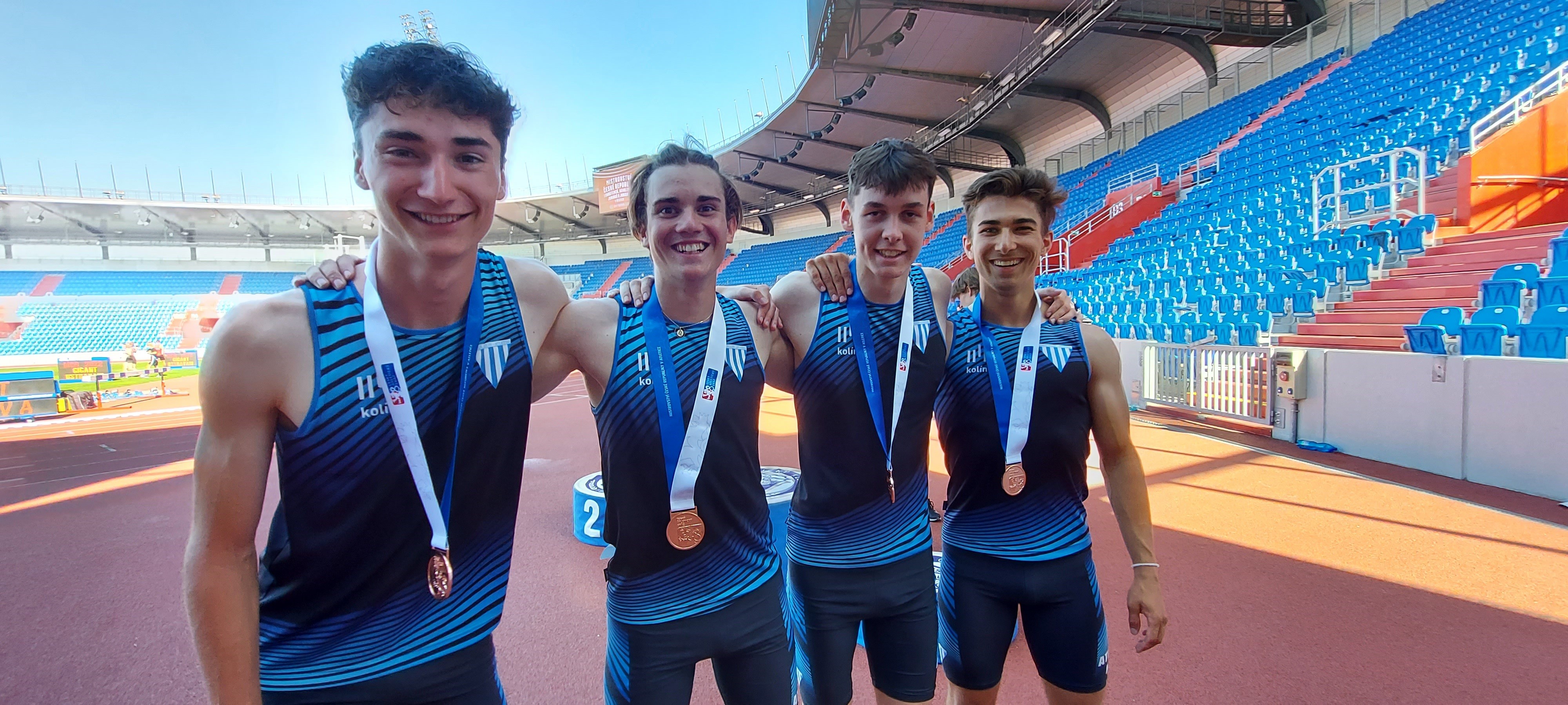 1stafeta4x400-1.jpg