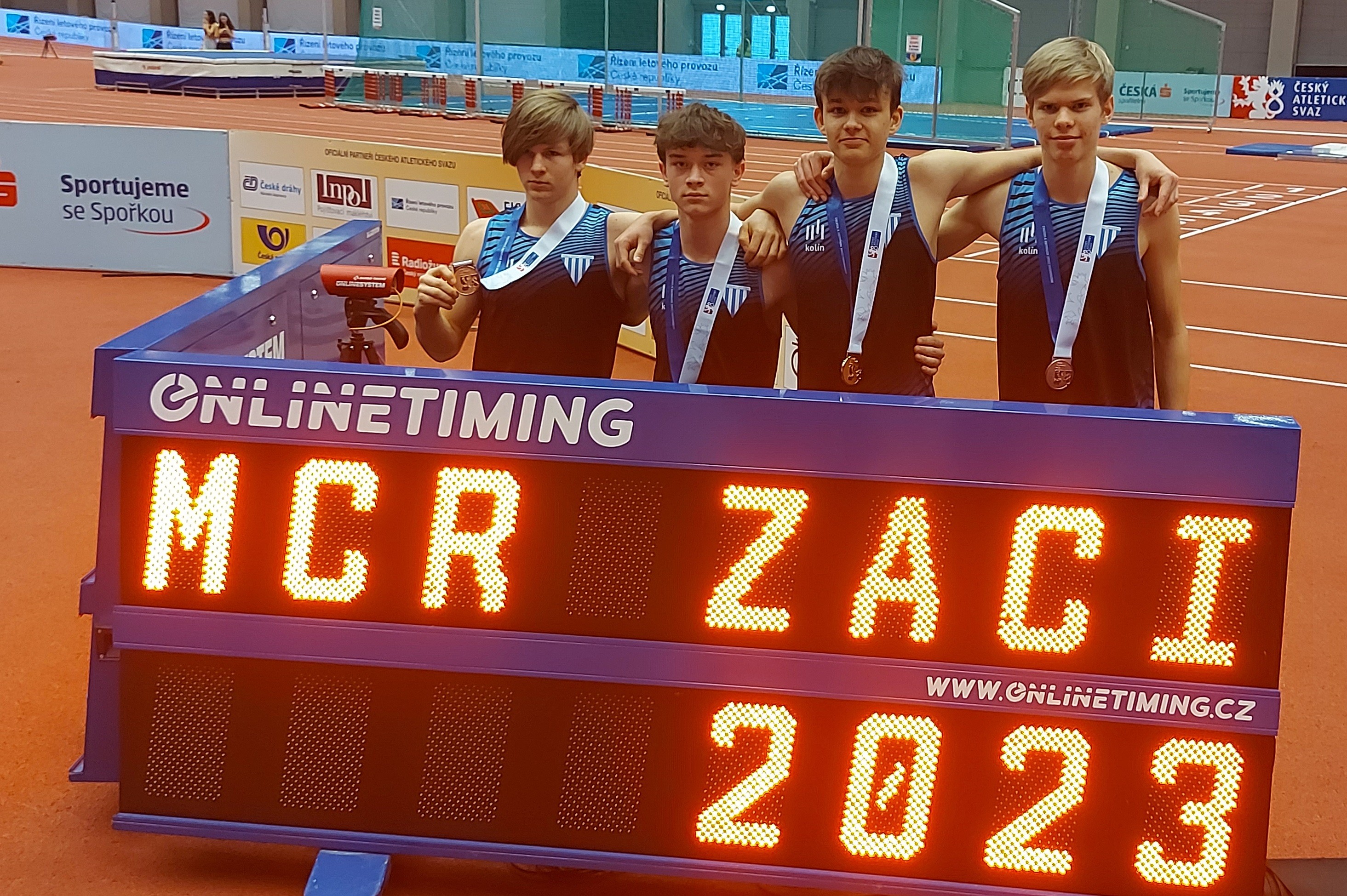 4x200-zaci2.jpg